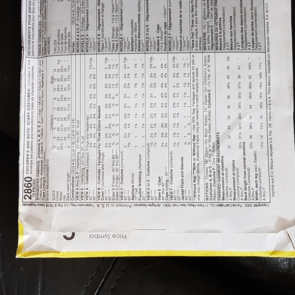 McCall's 2860 Halloween Costumes sewing pattern - Picture 2 of 3